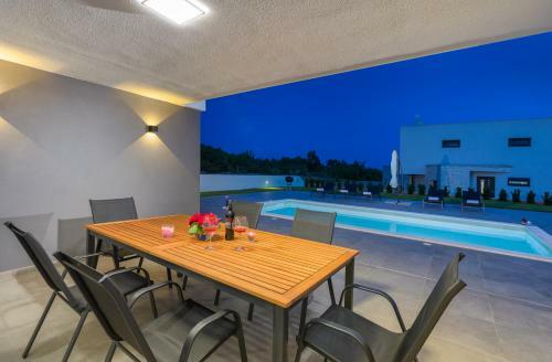 Villa Ana Skicini