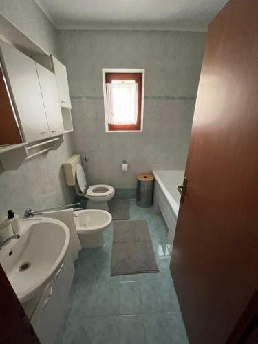 Ciro Apartment With Free Parking