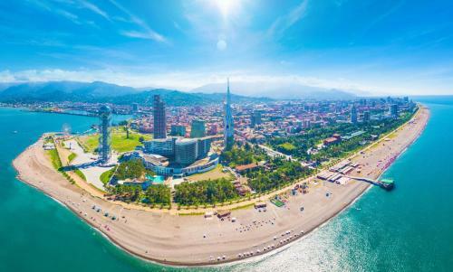 Batumi Colored Pebbles Beach & Sea View Aparthotel