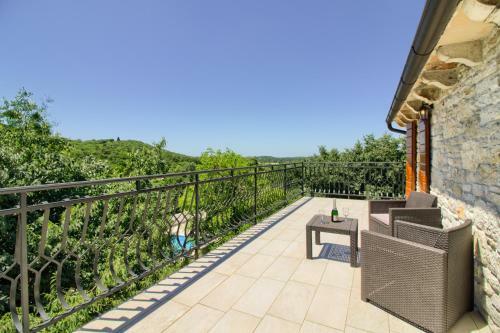 Villa Taki