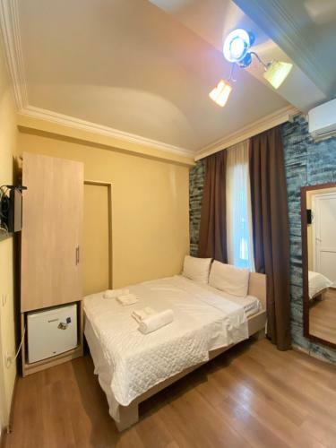 Tabori Apart Hotel