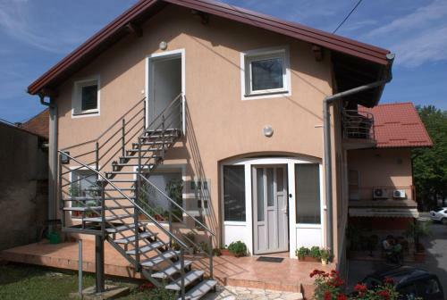 Hostel Jedvaj