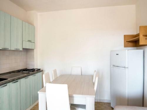 Cosy Apartment In Kraljevica With Balcony