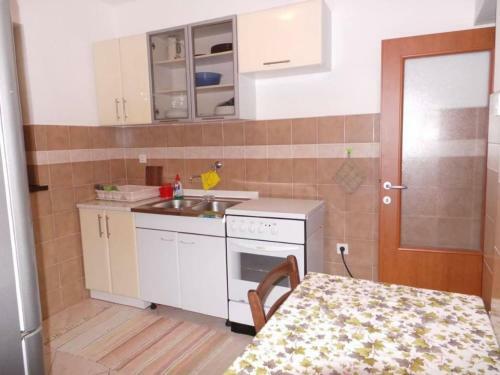 Traditional Apartment In Kraljevica With Balcony