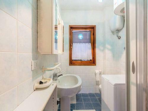 Traditional Apartment In Kraljevica With Balcony
