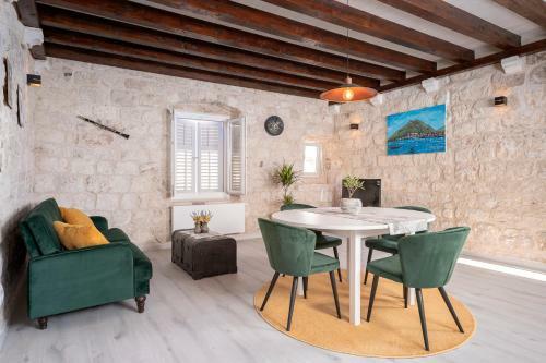 Apartamentos The Renaissance