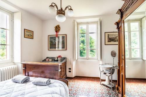Apartamento Roomy '900 House Surrounded By Greenery With Parking!