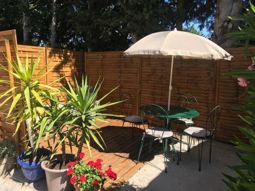 Bed & Breakfast Mas Grimaud - Chambres D'h�tes Familiales