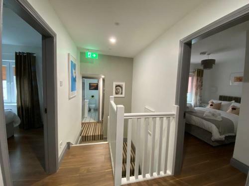 Location Location - Gorgeous 3 Bed Apartment In Killarney