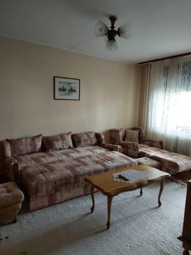 2 Bedroom Apartment Close To The Exit Festival