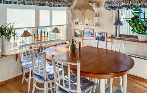Amazing Home In F�rjestaden With 3 Bedrooms