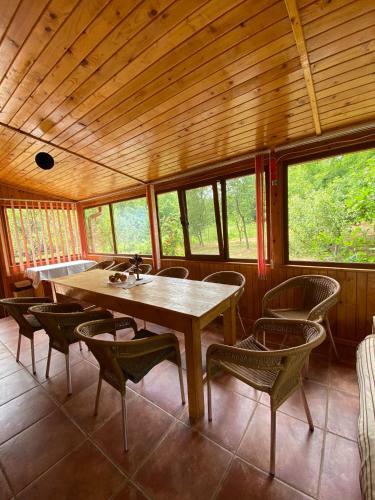 Ab?s Rustic Cabin