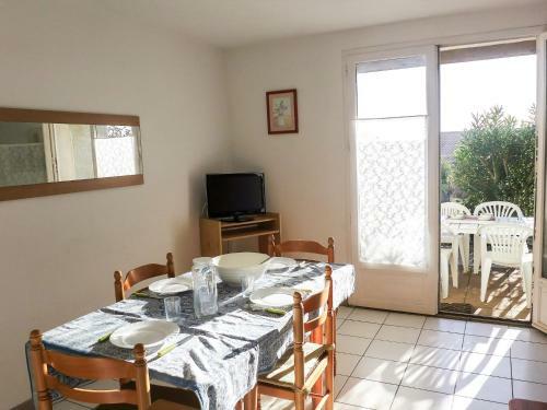 Holiday Home Les Sentolines Saint Pierre La Mer