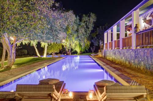 Buccara Willow Slopes Lodge