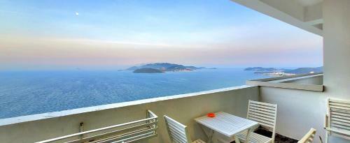 Nha Trang Ocean & City View Apartment