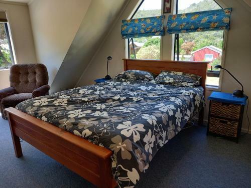 Palm Retreat - Matarangi Holiday Home