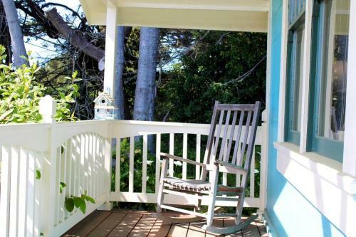 Annie's Beach House Inn Blue Pacific Get-away