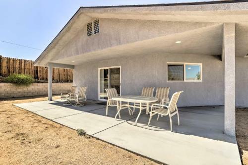 Desert Getaway With Mtn Views Near Joshua Tree!