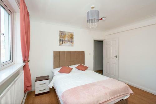 Motel Studio Apartment By Rajmoni Retrearts