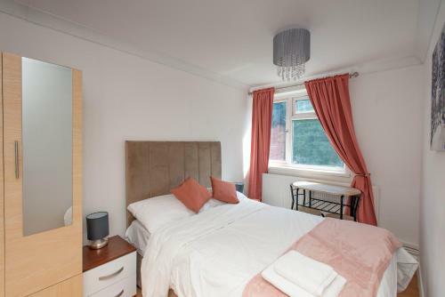 Motel Studio Apartment By Rajmoni Retrearts