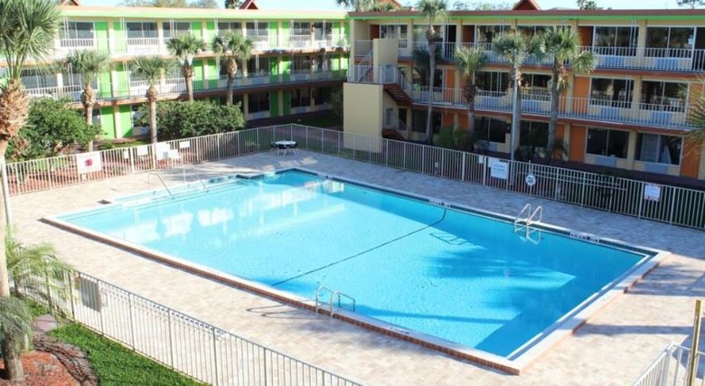 Hotel Roomba Inn & Suites Orlando
