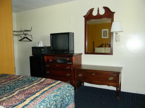 Fairfax Motel