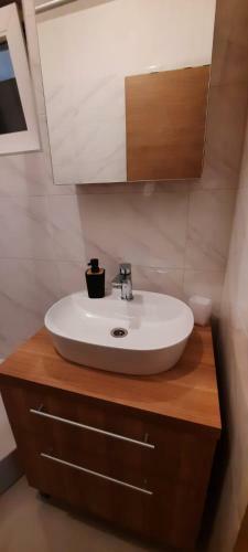 Apartman Gomilica Milna Otok Bra?