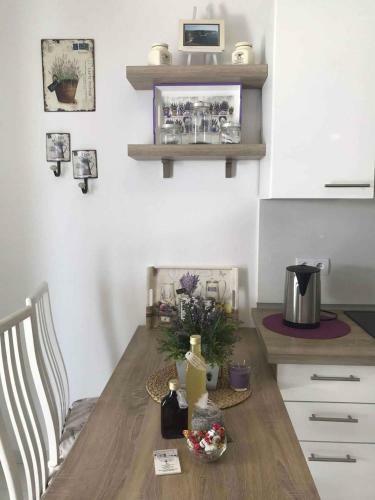 Apartment In Njivice - Insel Krk 42627