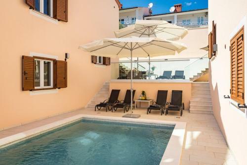 Hostal Bella Vista Apartments