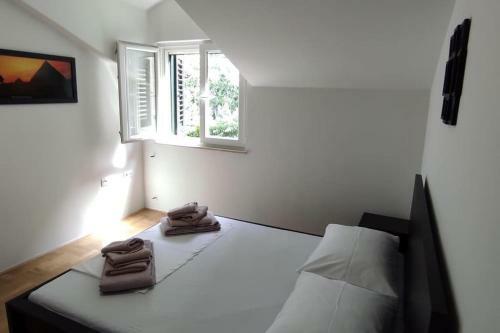 Luxury City Centre Apartment With Stunning View