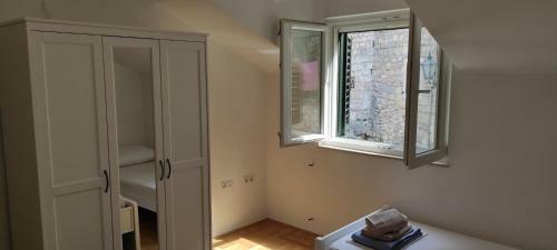 Luxury City Centre Apartment With Stunning View