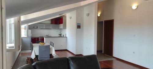 Luxury City Centre Apartment With Stunning View