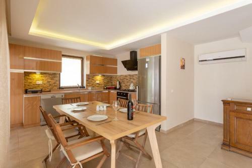 Deniz Ve Orman Manzaral? 4+2 Villa Almina