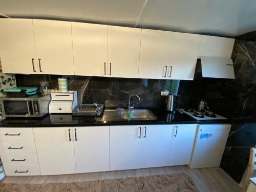 M�stakil Havuzlu Villa