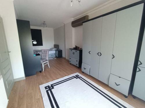 Luxury Pa?ak�y Triplex Villa + Grand Garden