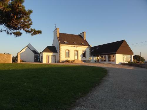 Hostal La Maison De Kerdi�s