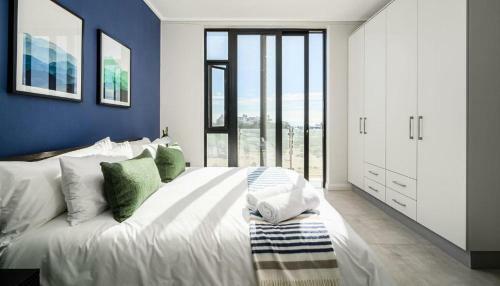 Bellamare - Luxury 3bedroom - Beachfront Apartment