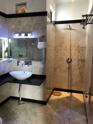 The Royal Luxury Suite