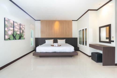 Rawai Nai Harn Grand Villa 303