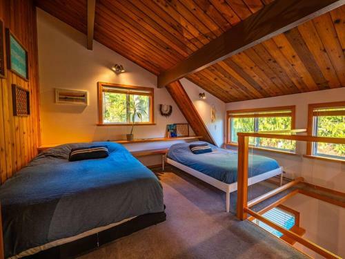 Ocean Friendly Amenities - Hot Tub, Great Location