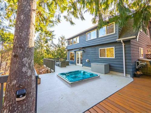 Ocean Friendly Amenities - Hot Tub, Great Location