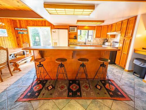 Ocean Friendly Amenities - Hot Tub, Great Location