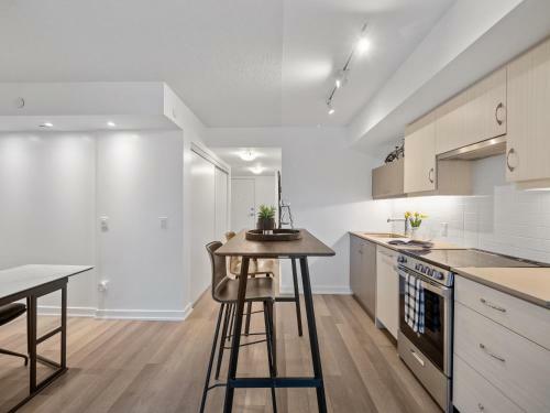 Apartamento Sleek 1br + Office Condo - Cn Tower/skyline View