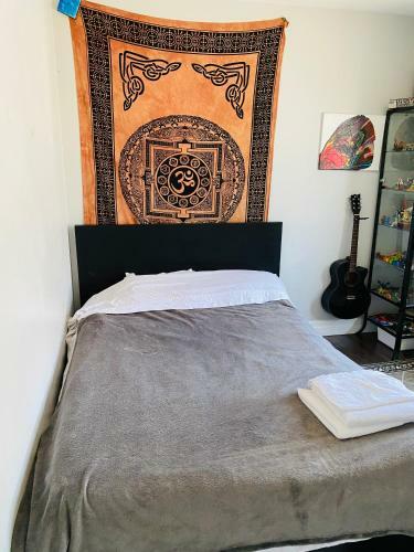 Signature 2 Bedrooms Apartment Space Share Toronto