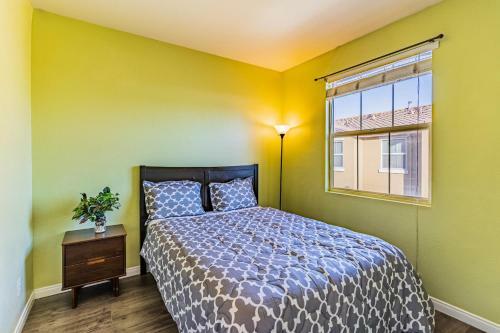 Spacious 3br 3bath Townhouse 5-mins To Bay & Beach