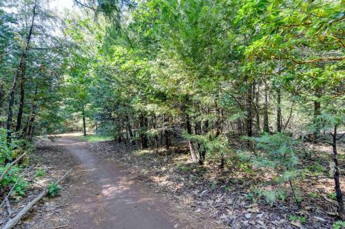 Harmony Ridge Ranch Nestled On A Secluded 6 Acres