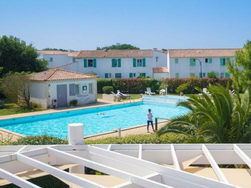 Hotel Thalacap Ars-en-r�