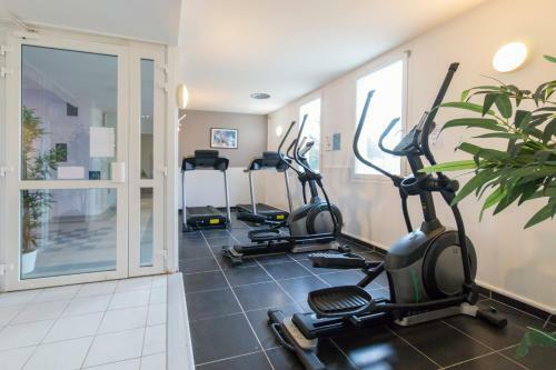 Hotel Thalacap Ars-en-r�