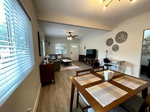 Sacramento Modern Bungalow Close 2 Ucd Med Center
