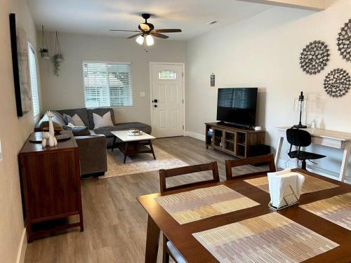 Sacramento Modern Bungalow Close 2 Ucd Med Center